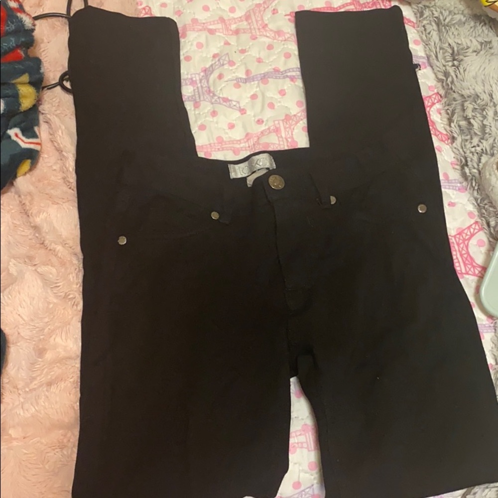 black jeggings